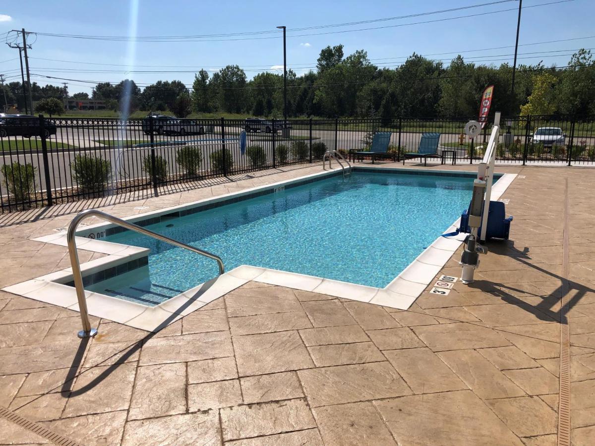 Avid Hotel Tulsa South - Medical District By Ihg Ngoại thất bức ảnh